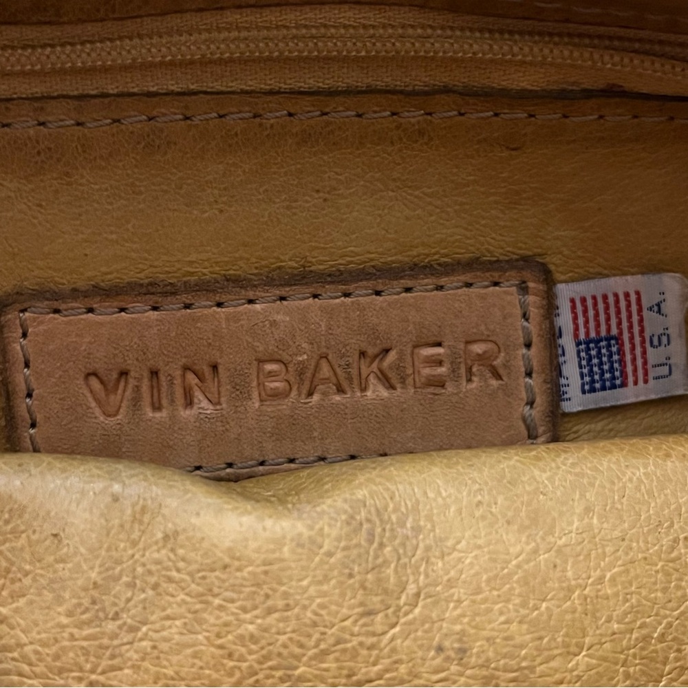 Vin Baker Leather Crossbody Bag - USA - Picture 9 of 10